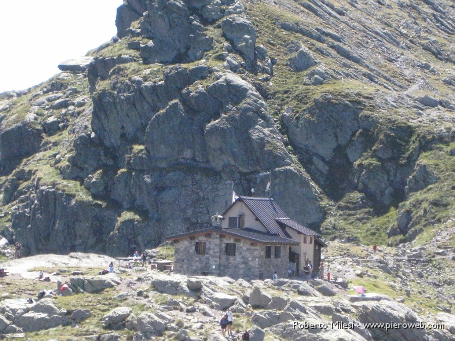 02 Rifugio Benigni.JPG